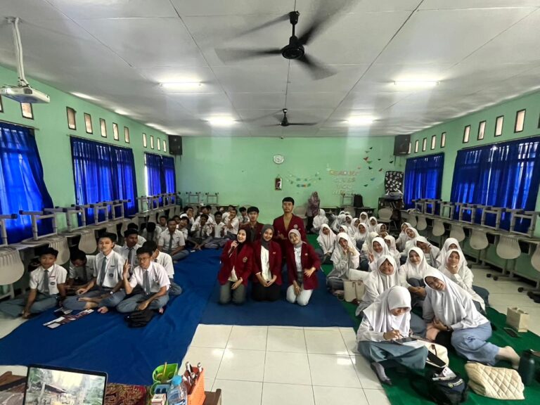 Mahasiswa Sosiologi UMM Jadi Garda Depan Promosi Kampus melalui Program Back to School
